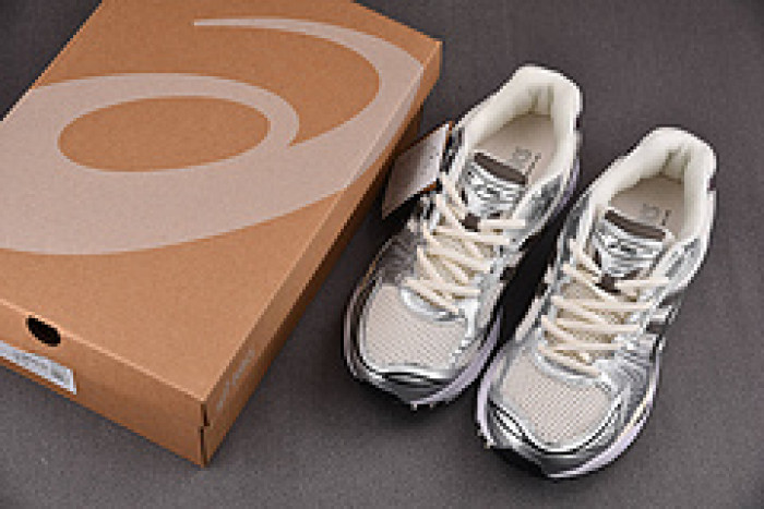 As*ic*s gel kayano 14 